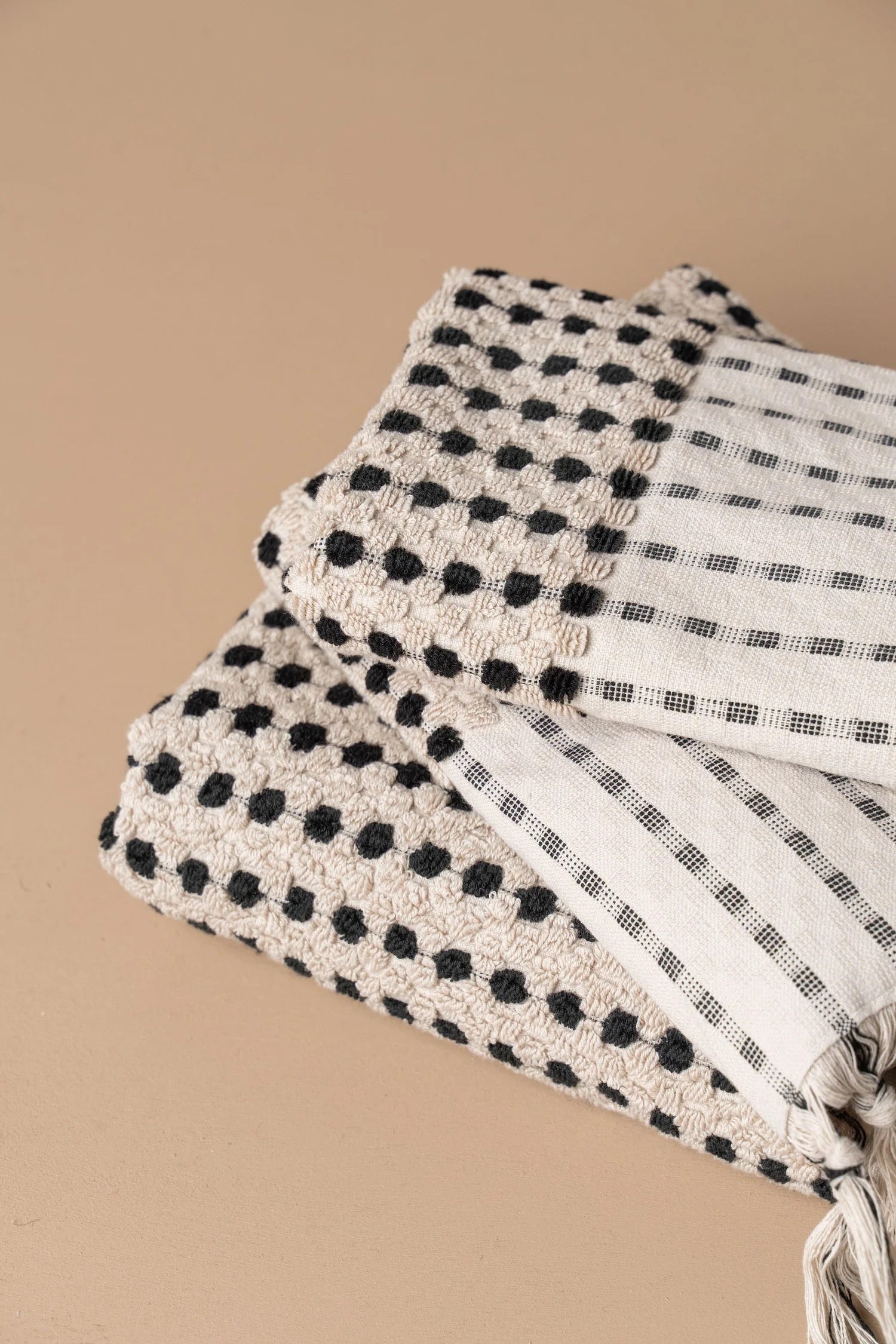 Chickpea Bath Sheet Collection | Stone/Black