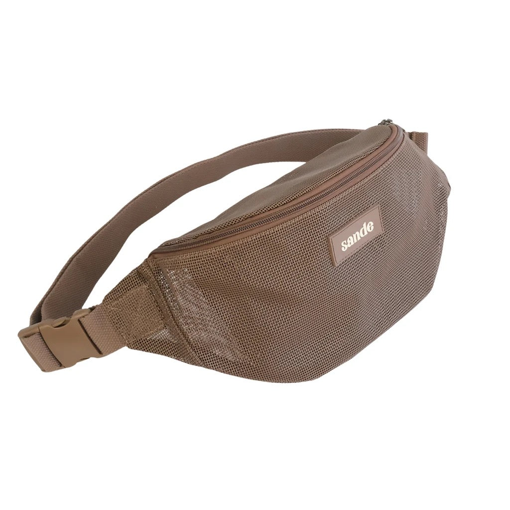 SANDE™ ESSENTIALS CROSSBODY BAG - SAND