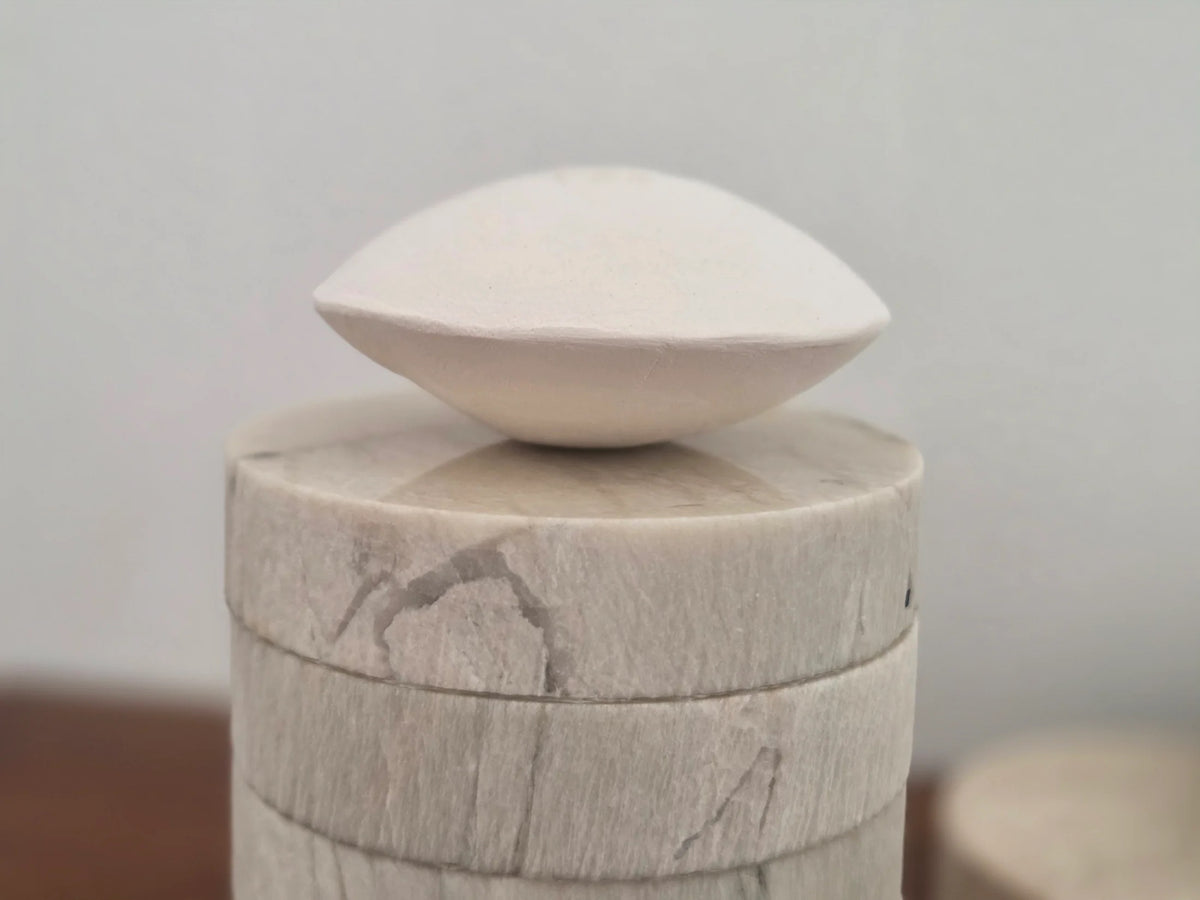 Stone diffuser with Patagonian Base