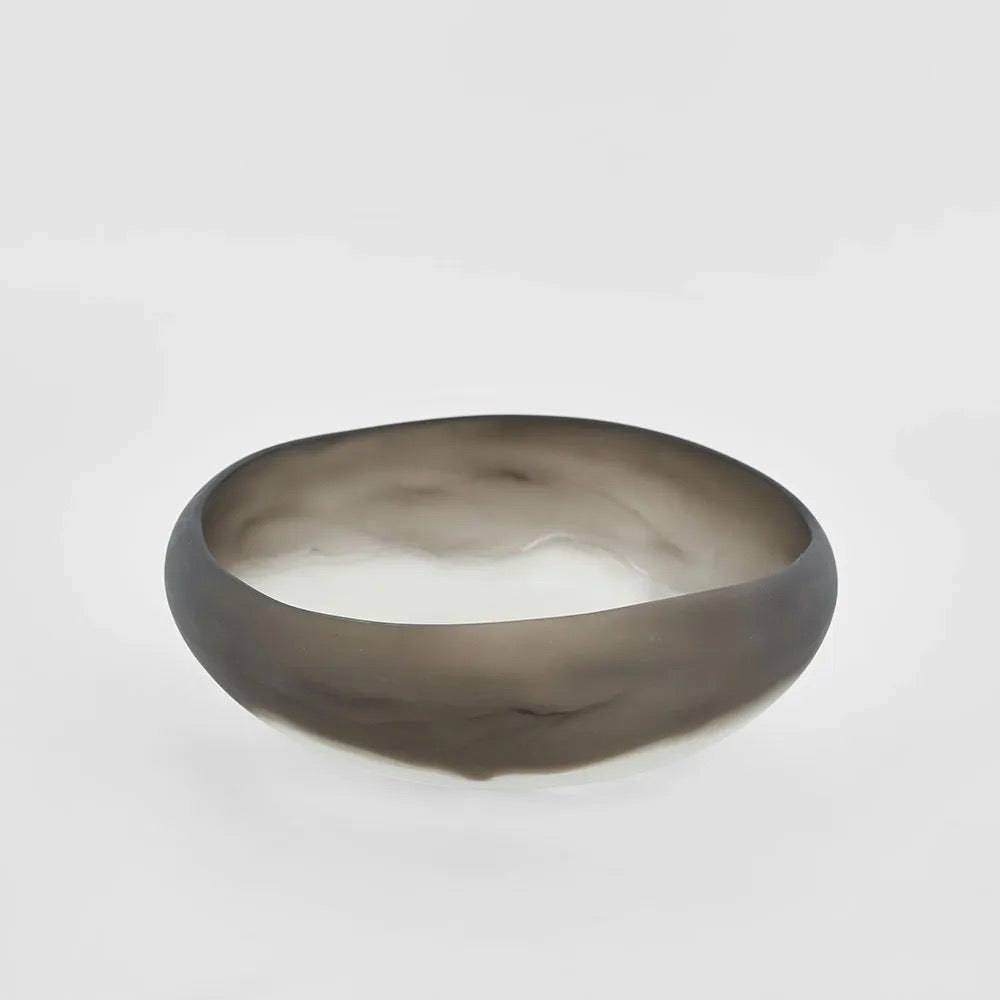 Halo Resin Bowl B&W