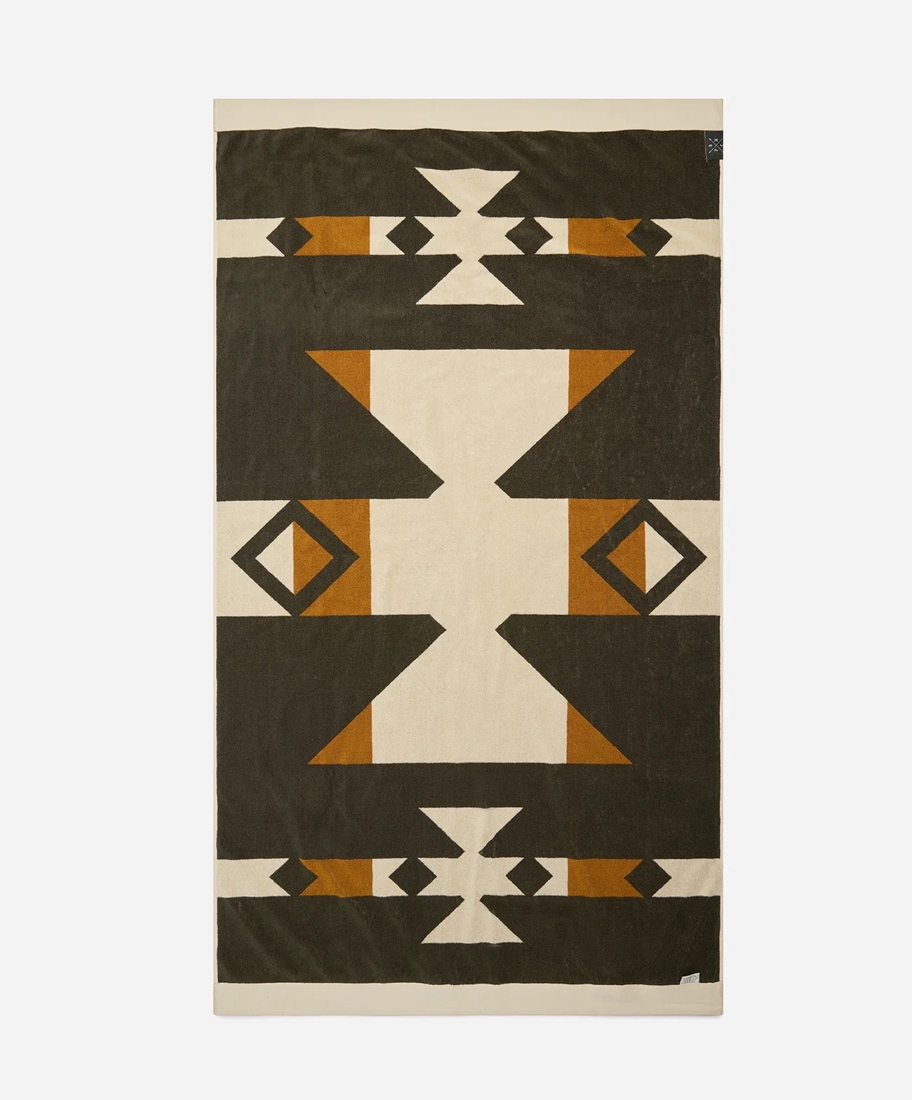 Rocky Mountain Towel | Natural / Black