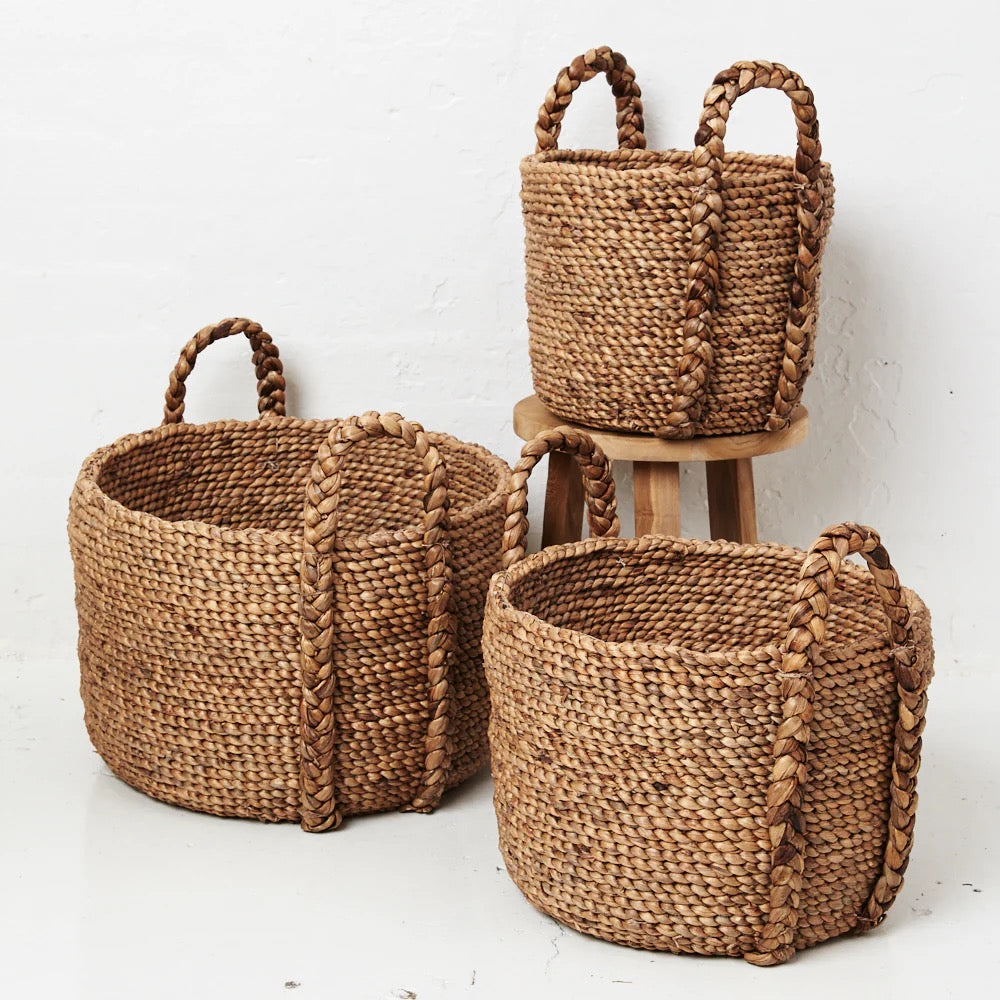 RUHI PLAITED HANDLE WATER HYACINTH BASKET