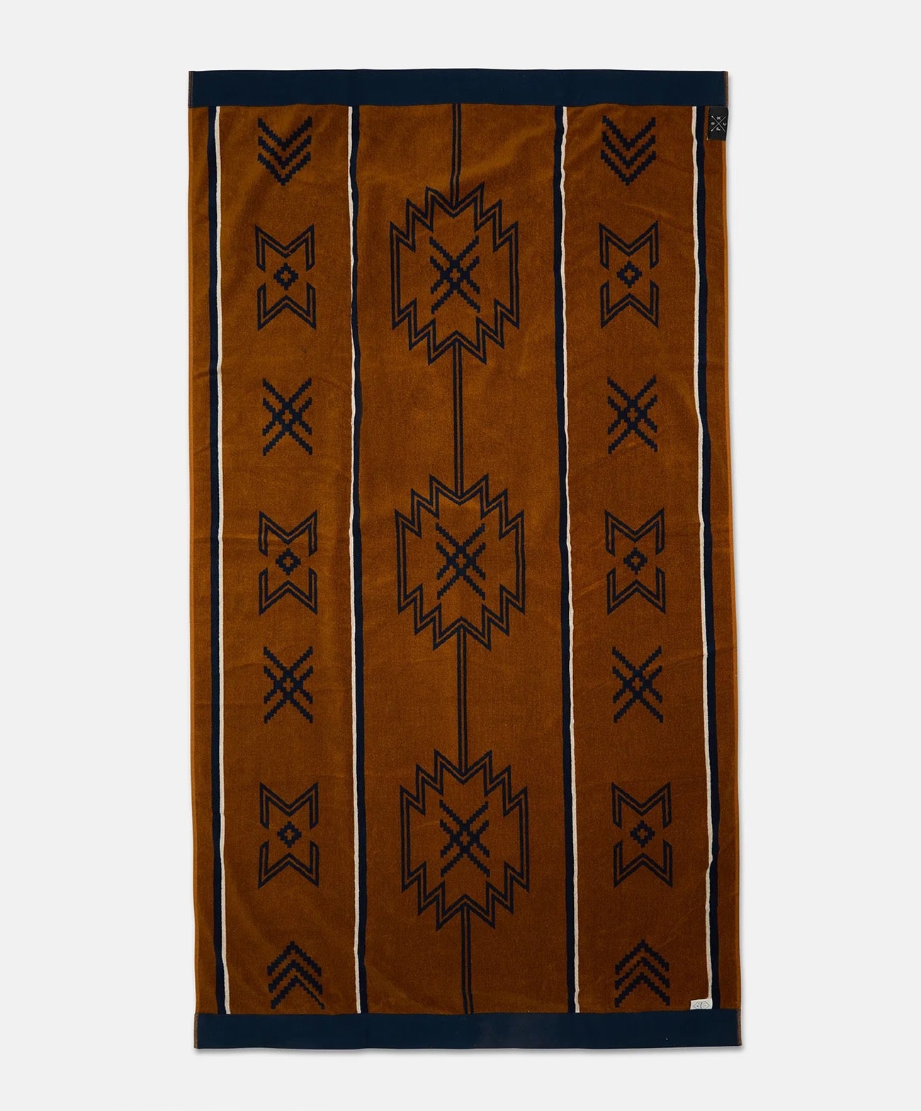 Seeker Large Towel | Navy / Tan