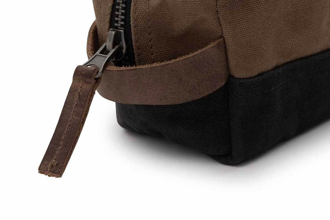 NEELUM TOILETRY BAG DOPP KIT WAXED CANVAS - KHAKI