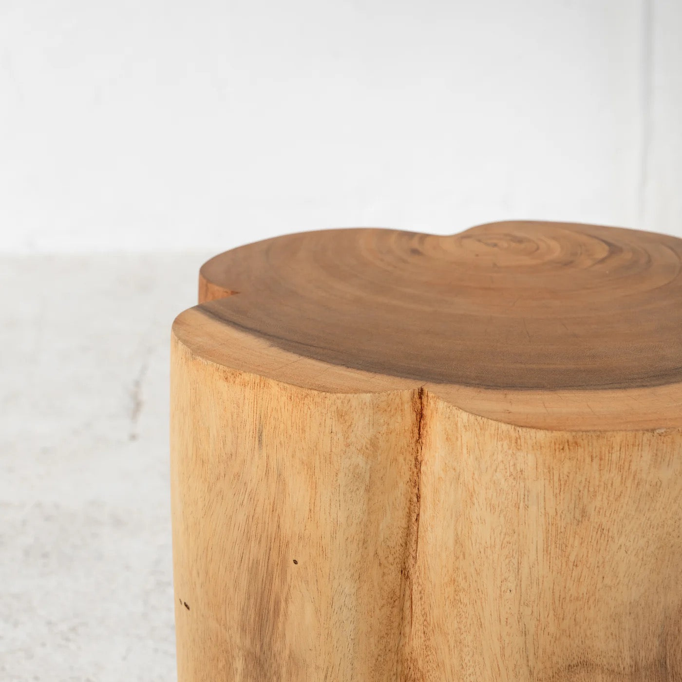 Flore Curved Side Table