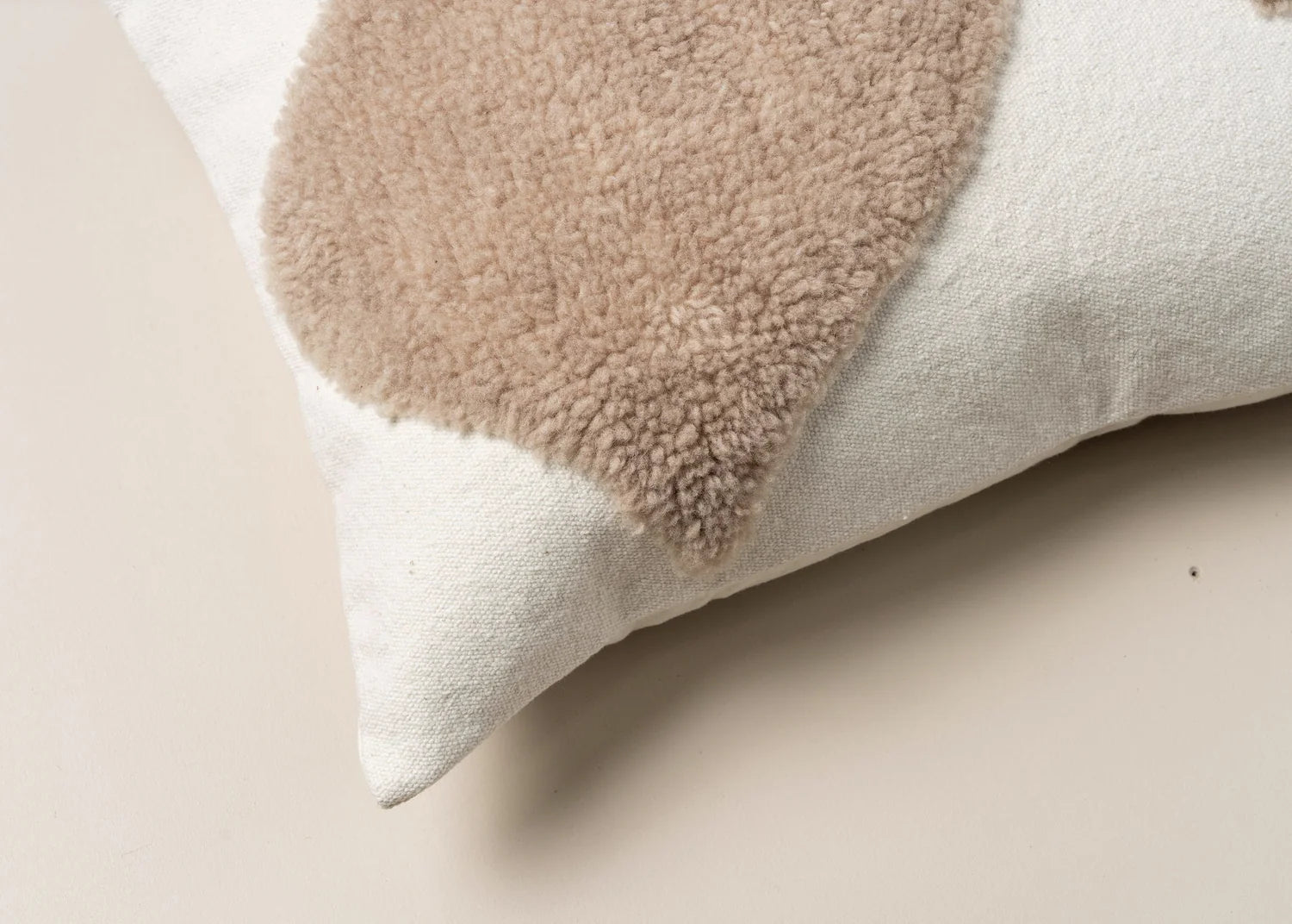 Abstract Lumbar Cushion | Ecru