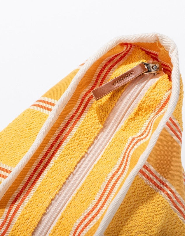 THE BEACH BAG