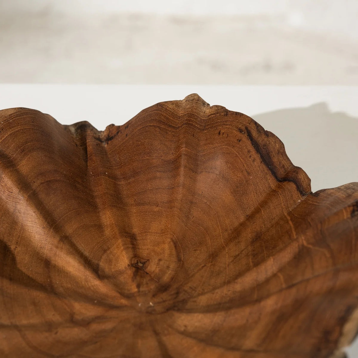 ODELE SCULPTURAL BOWL