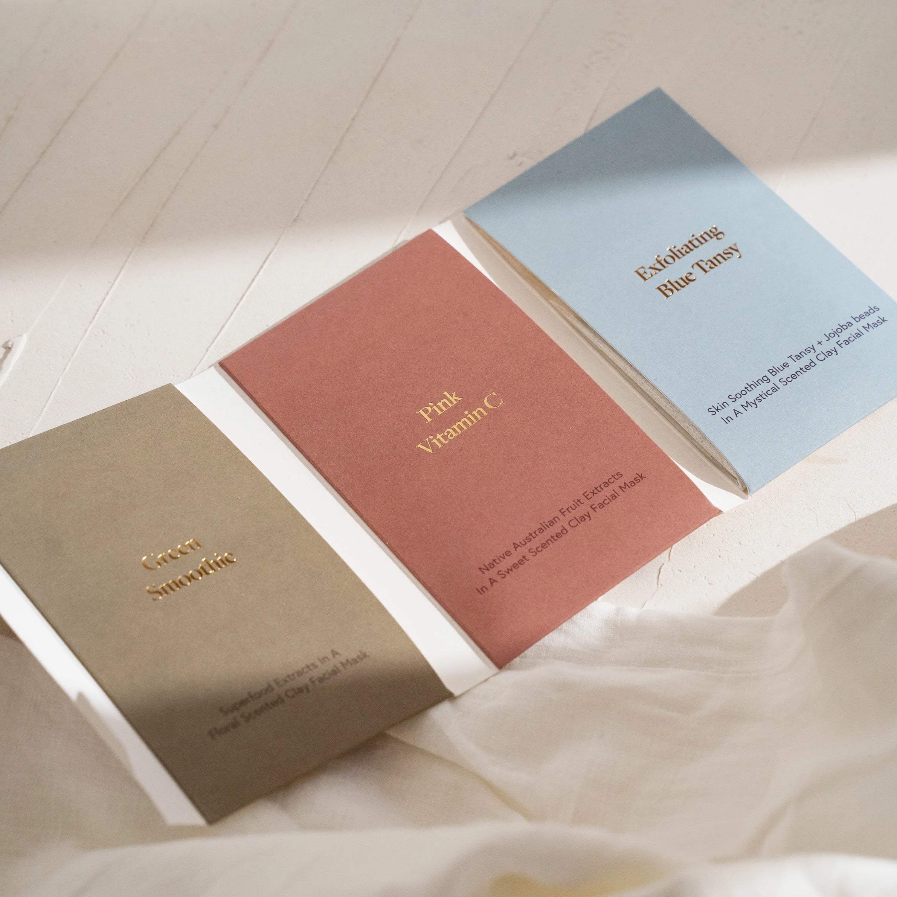 FACIAL MASK DISCOVERY SET