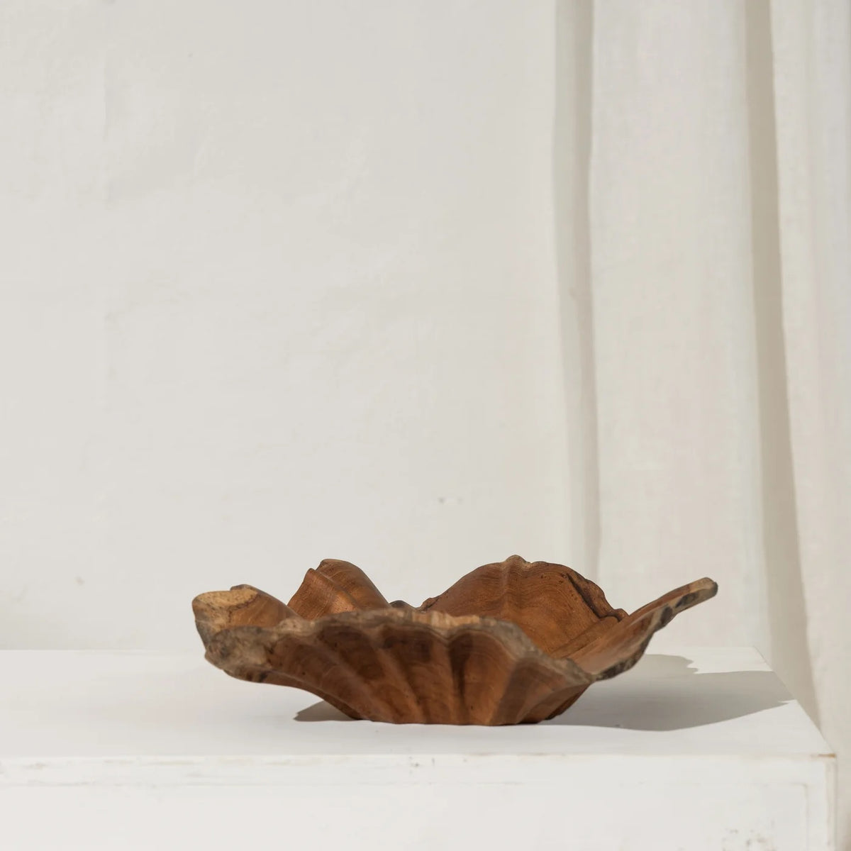 ODELE SCULPTURAL BOWL