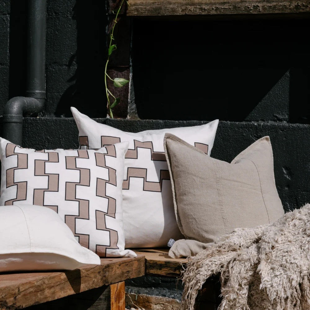Astor Outdoor Cushion Ivory/Natural