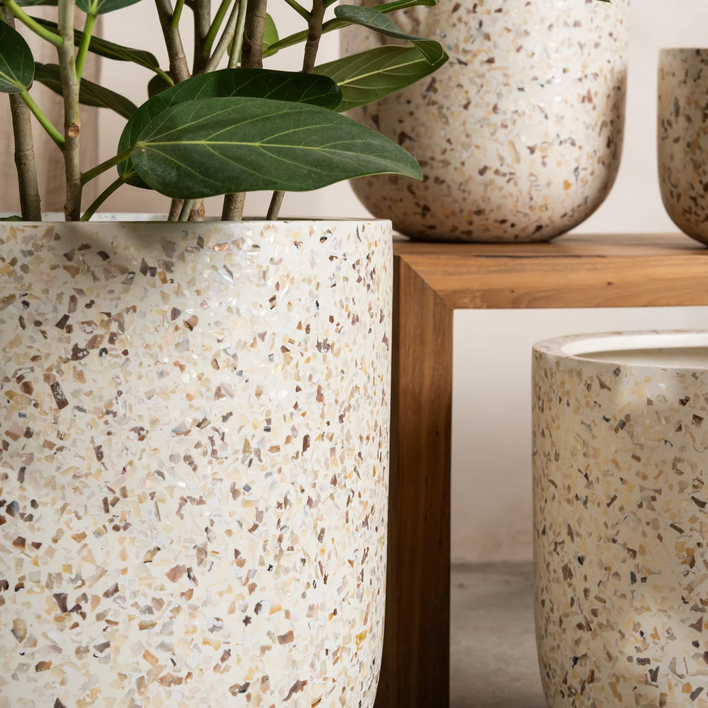 INKEN LIGHTWEIGHT CURVED POT - SHELL FINISH