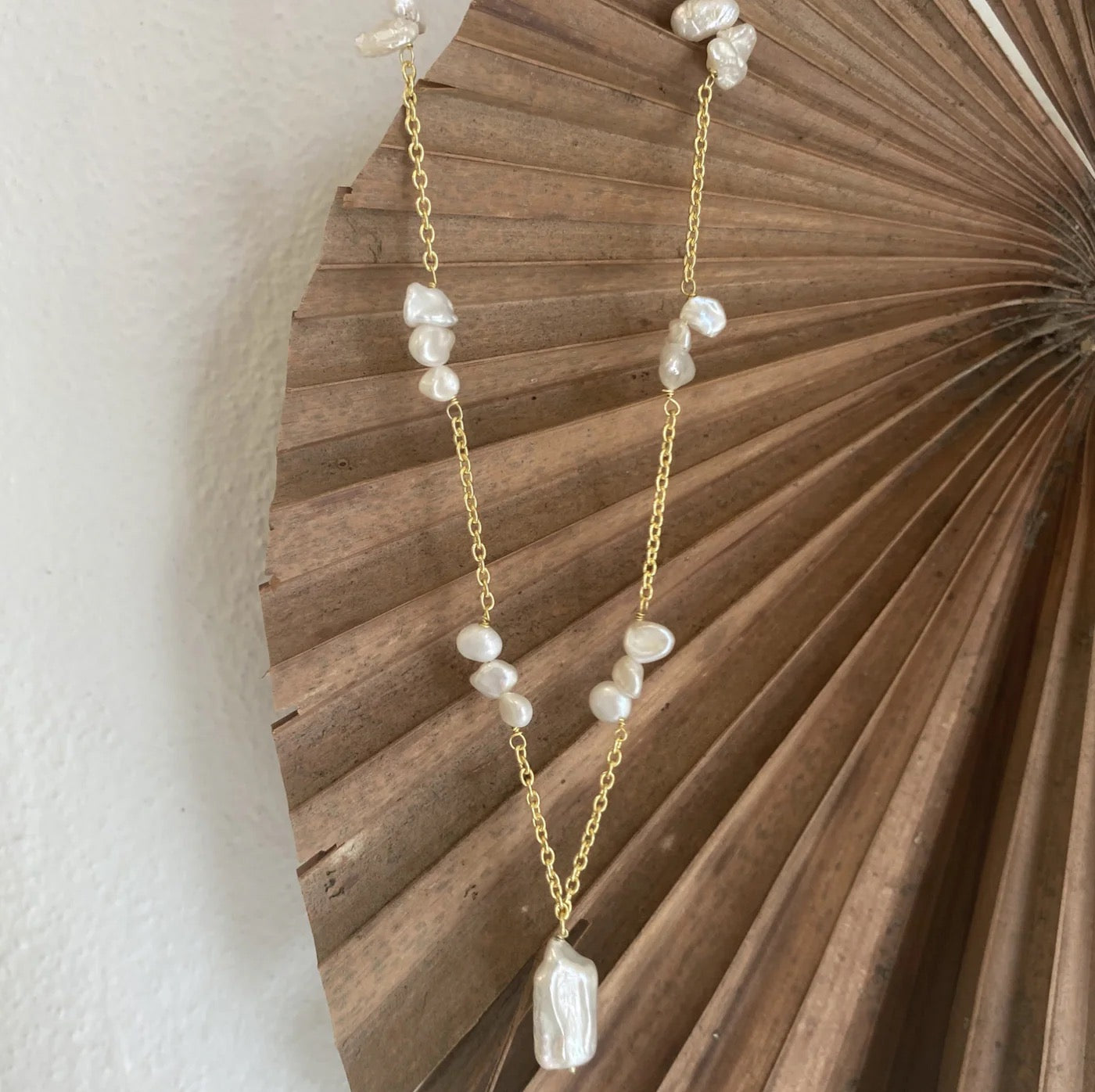 Cyra Pearl Necklace