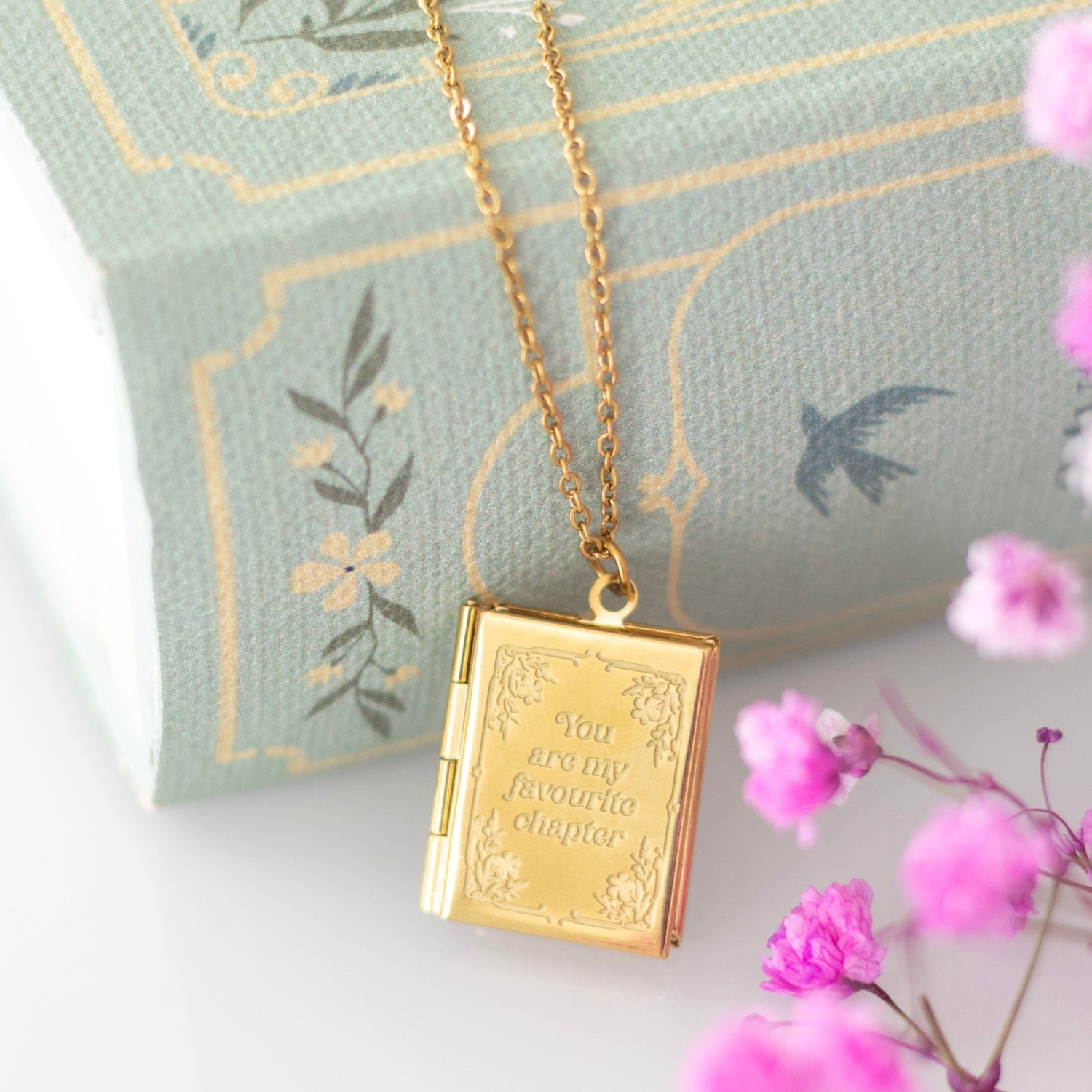 Your My Fav Chapter Necklace