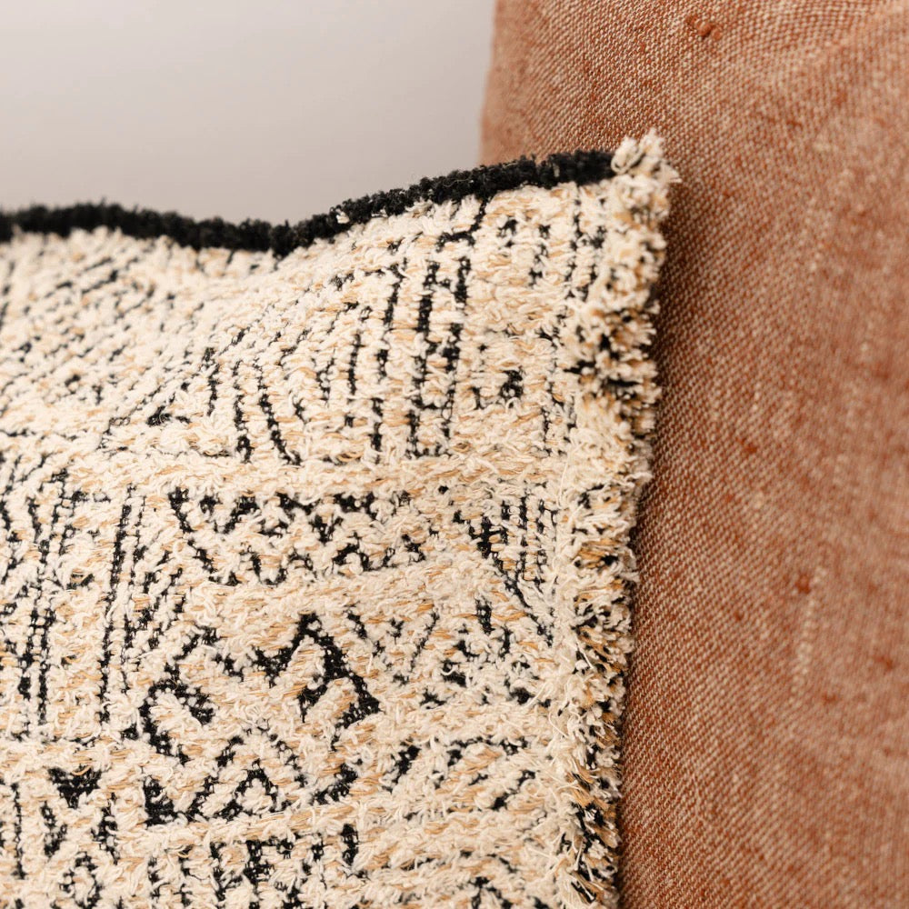 Cairiz Cushion