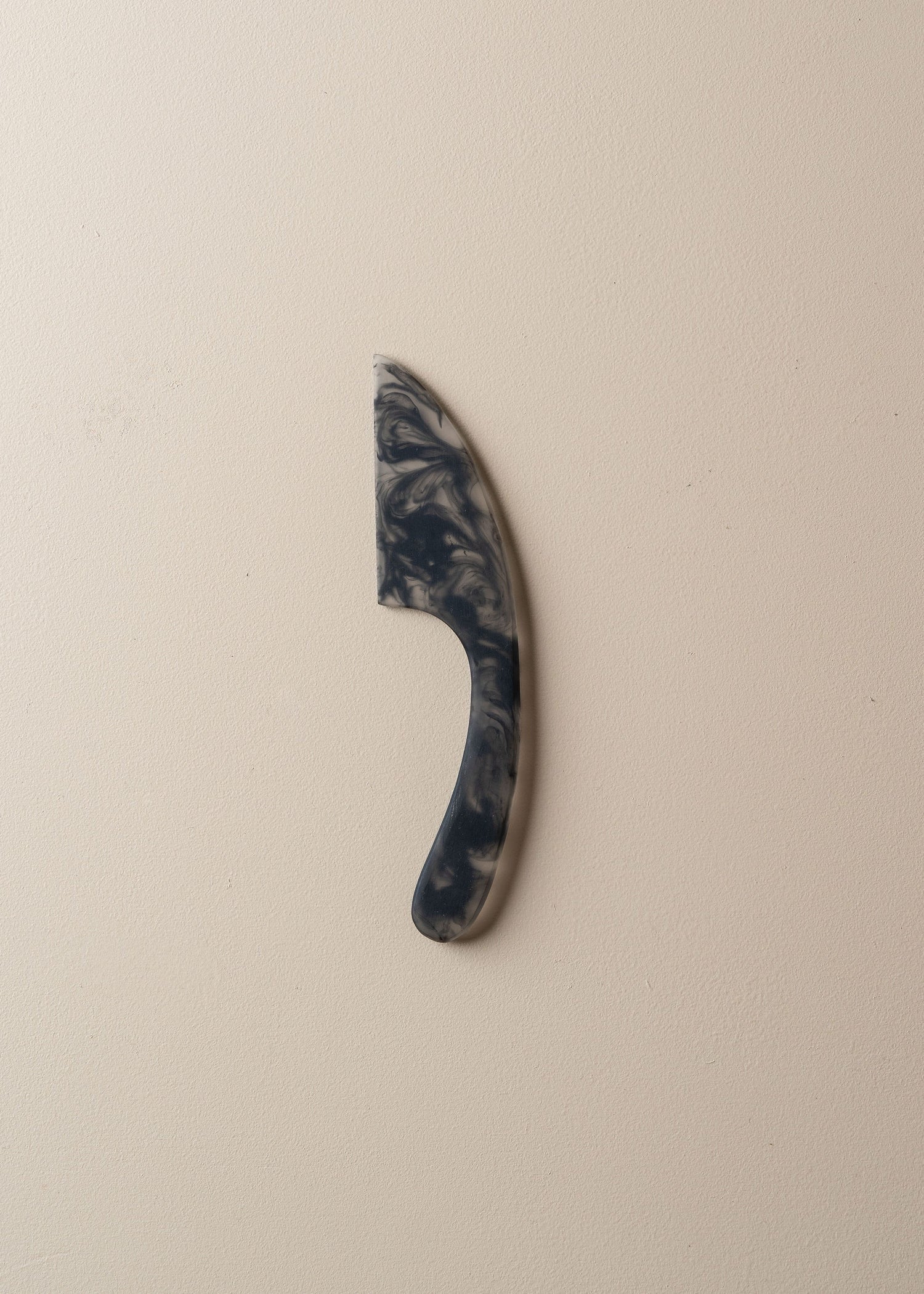 Flow Cheese Knife - Smoke