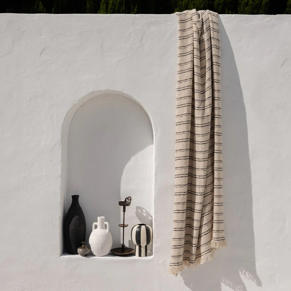 Alba Throw