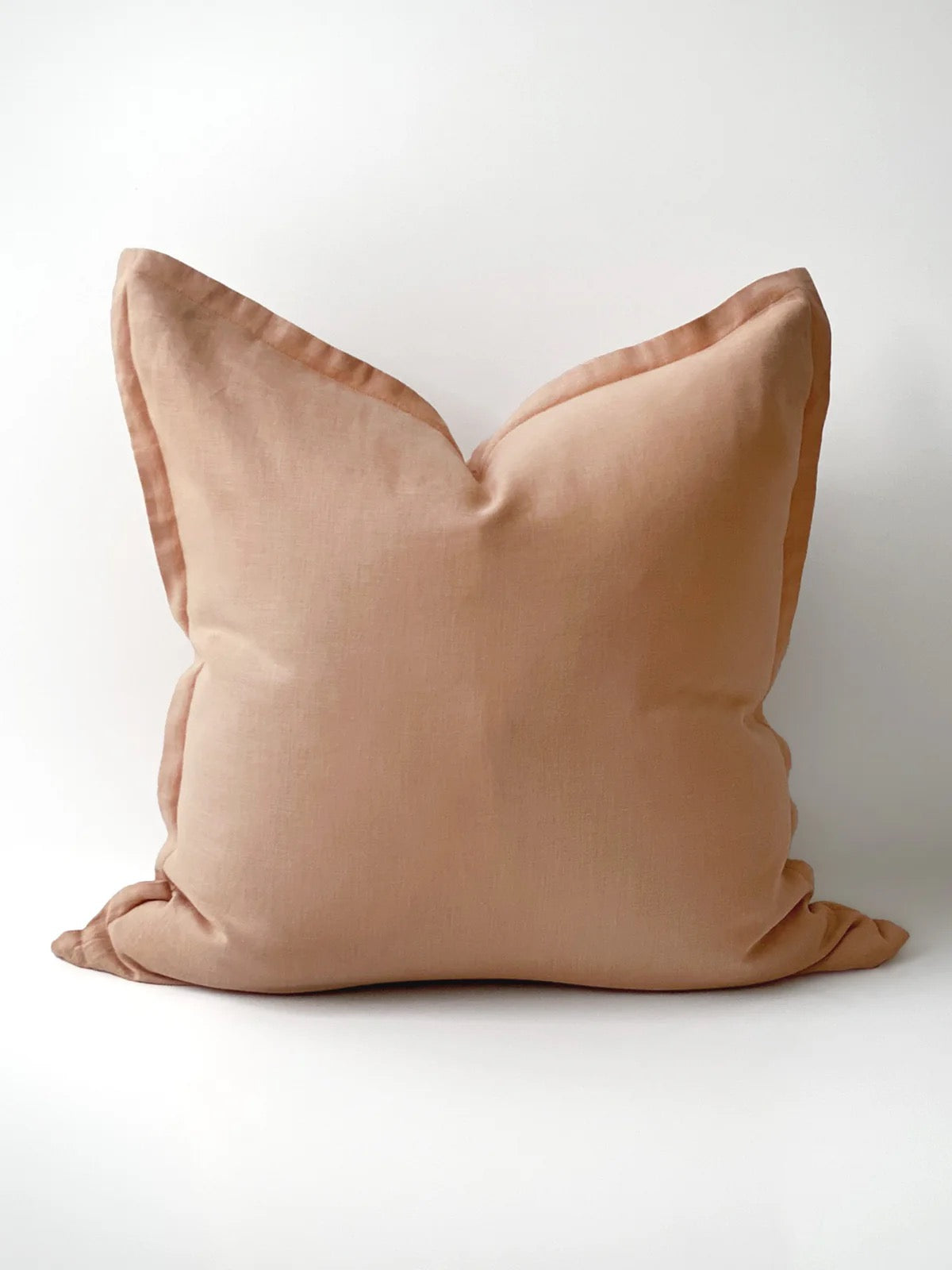 Reversi® Linen Flange Cushion
