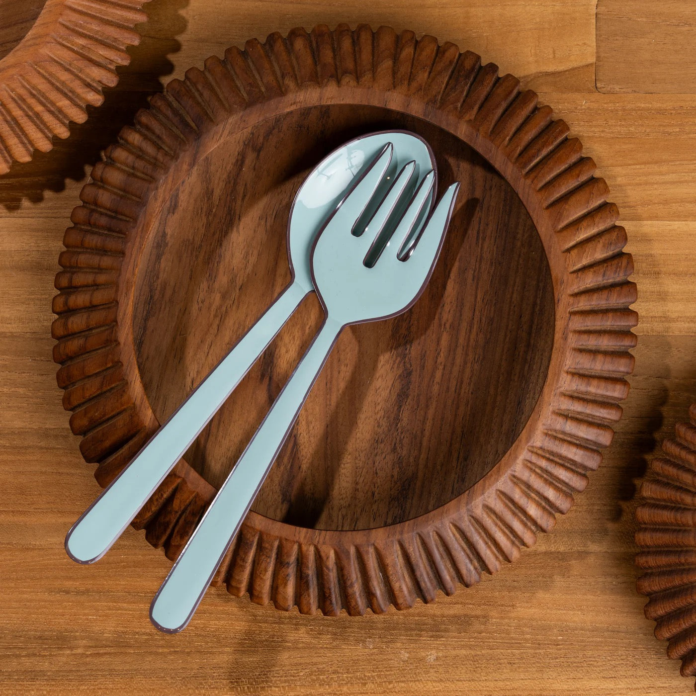 ALDER ENAMEL SALAD SERVERS - DUCK EGG