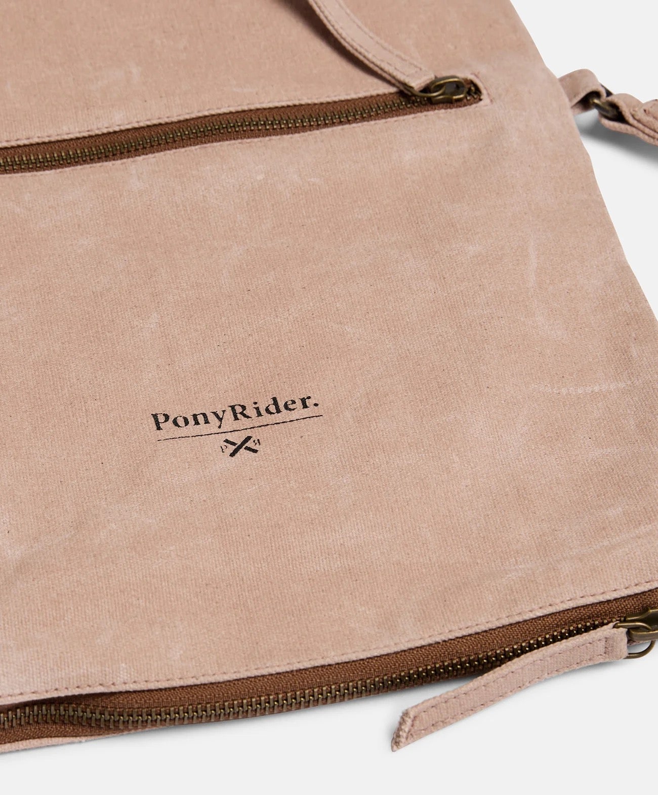 Market Clutch with Strap | Mocha