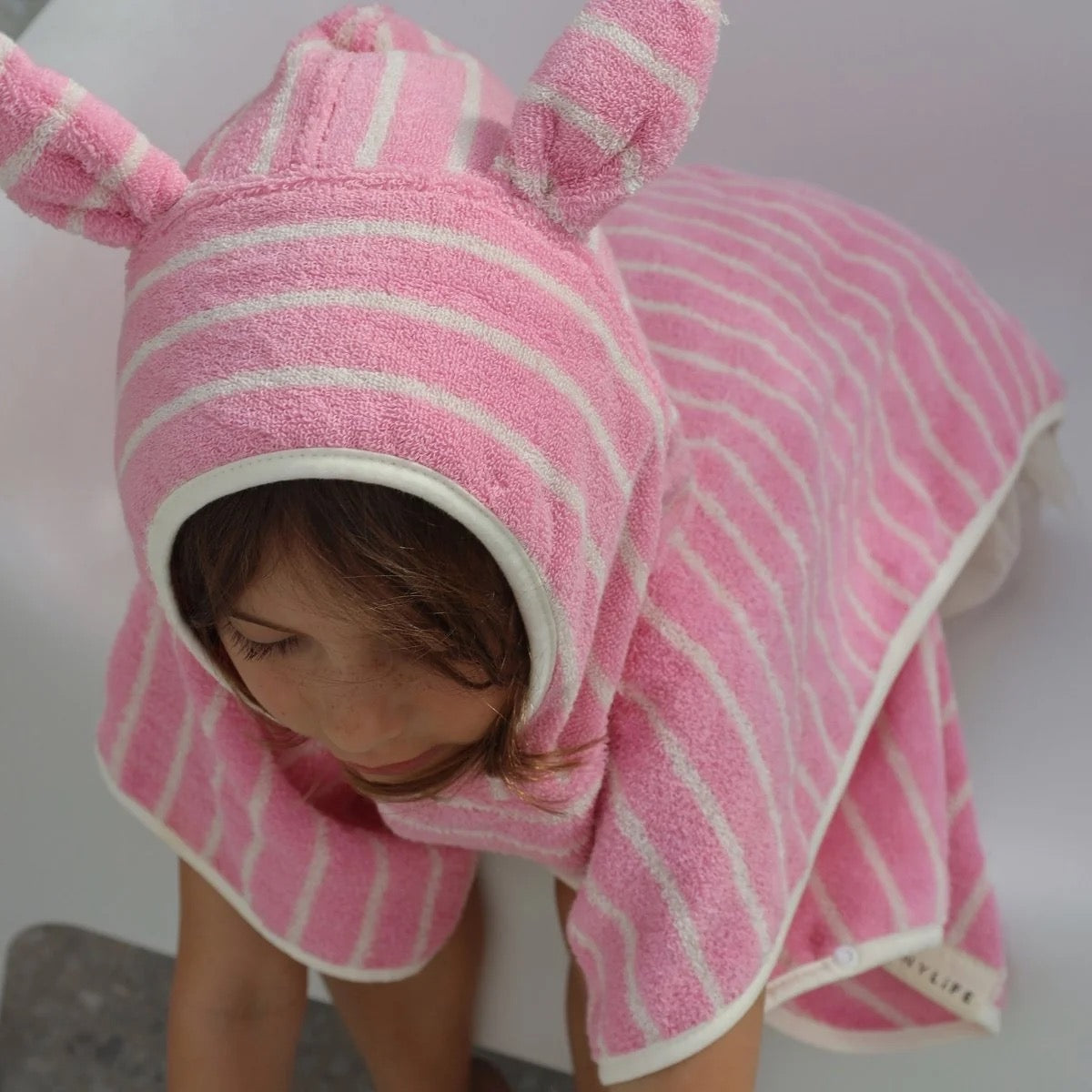 KIDS HOODED TOWEL